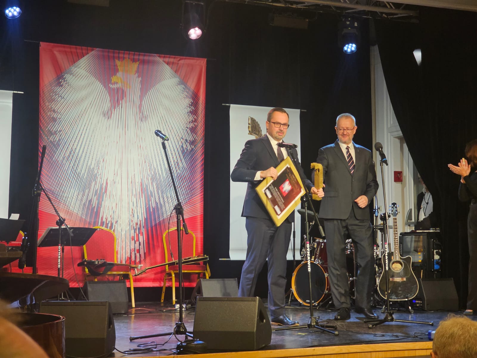 Usunięto obraz.