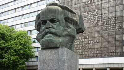 pomnik Karola Marksa