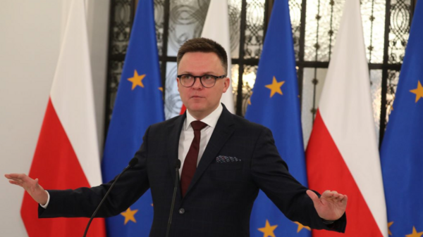 Absurdalne tłumaczenie marszałka na temat barierek