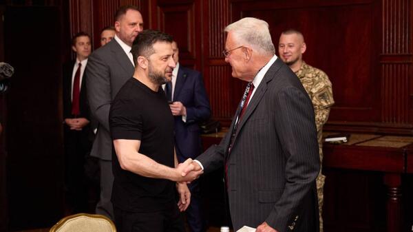 Zełenski po spotkaniu z Kelloggiem