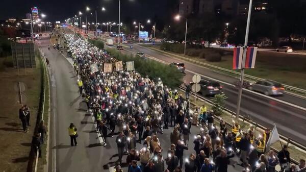 protesty w Serbii