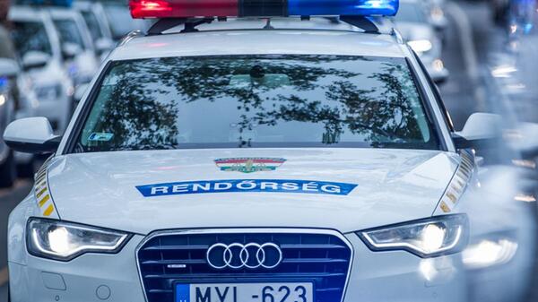 policja węgierska
