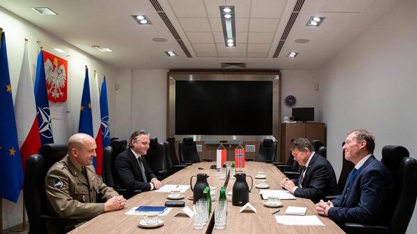 Szef BBN rozmawiał z ambasadorem Norwegii. W centrum bezpieczeństwo i system antydronowy SAN