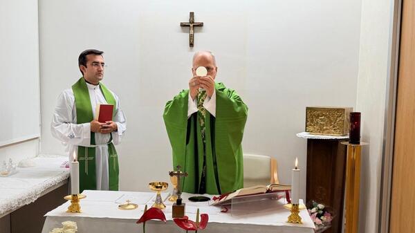 Nowe informacje o stanie zdrowia papieża. Leon XIV odprawił Mszę Świętą w szpitalu