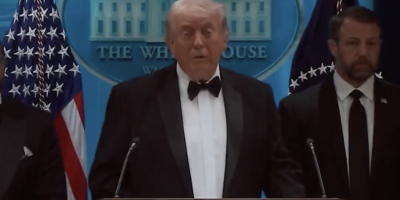 Atak podczas kolacji z Trumpem