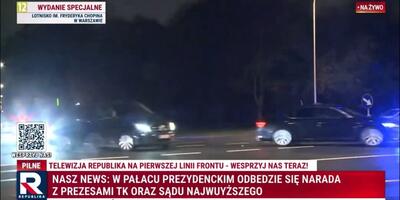 kolumna prezydencka w drodze do Pałacu Prezydenckiego