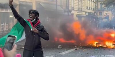 protestujący we Francji
