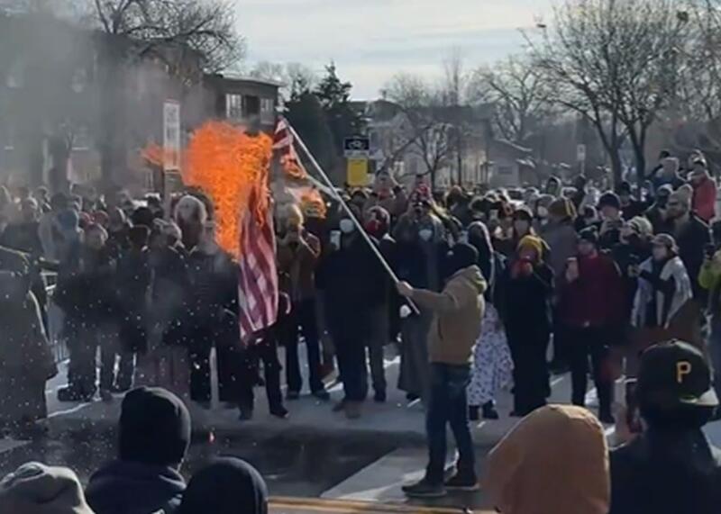 protesty w Minneapolis