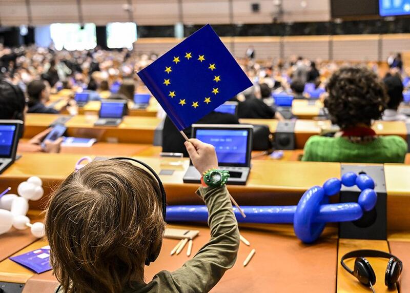 dzieci w Europarlamencie