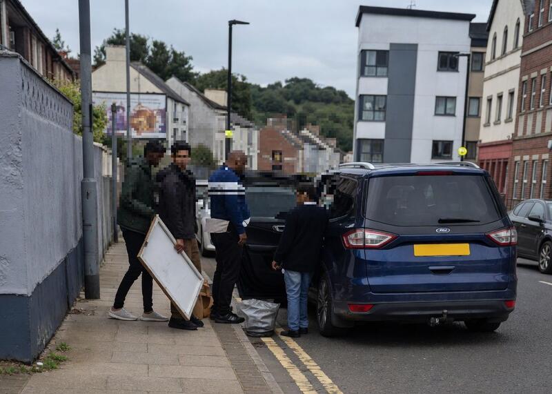 muzułmanie opuszczają Belfast