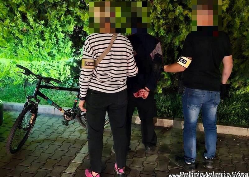 Jelenia Góra: zatrzymano podejrzanego o podrzucenie niewybuchów przy galerii