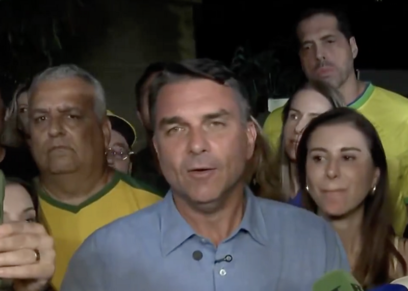 Bolsonaro przed Lulą. Brazylijczycy wybiorą prezydenta w drugiej turze