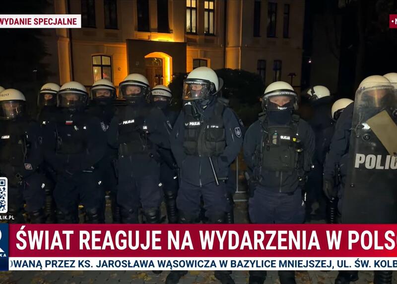 policjanci w służbie Tuska